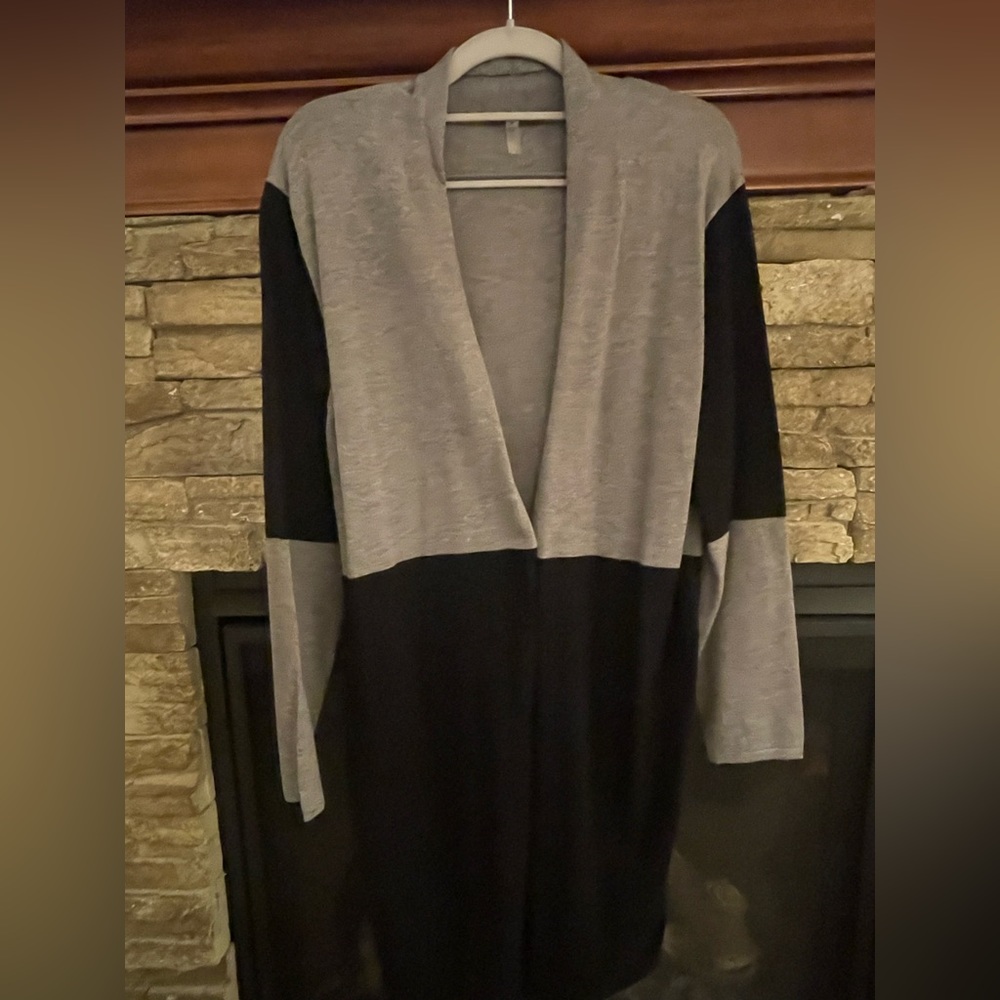VILA MILANO LONG COLOR BLOCK OPEN FRONT BLACK AND GREY CARDIGAN